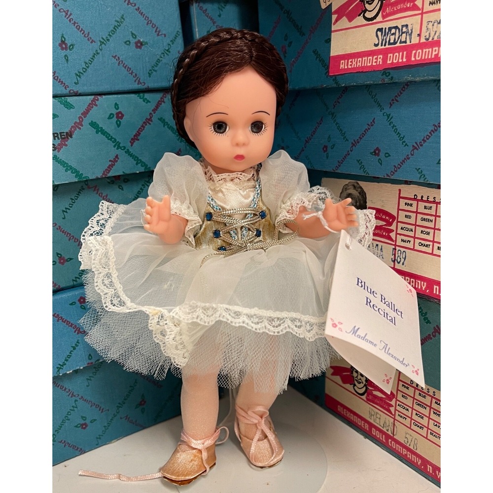 Madame Alexander BLUE BALLET RECITAL Doll 8" Stand and Tag No Box EUC
